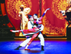 “大紅燈籠”高掛“楓葉之國”——記中央芭蕾舞團(tuán)加拿大首演《大紅燈籠高高掛》.jpg